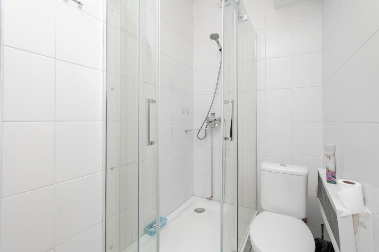Comfortable Apartment In The Golden Square. อัลมาตี ภายนอก รูปภาพ